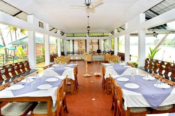 Riverine Resort